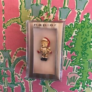 Vintage Napier Christmas Teddy Bear Gold Tone Pin Brooch Stamped Signed